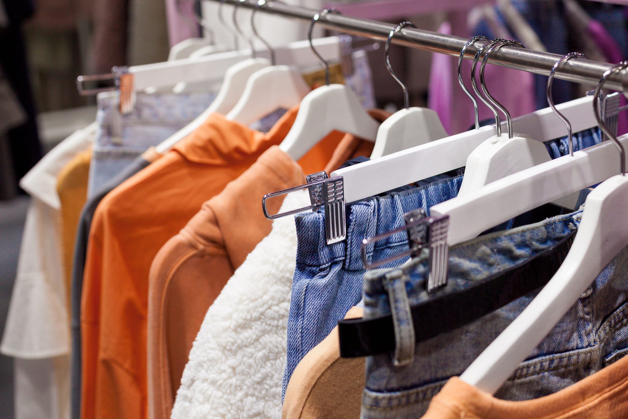 sale-clothing-2024-12-02-14-24-43-utc